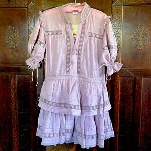 Aritzia - NWOT 🌼SUNDAY BEST 🌼 Puff sleeve ruffle mini dress